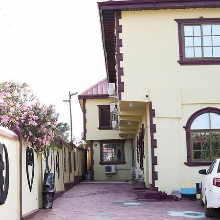 Gya-Son Royal Guest House Kumasi Exteriér fotografie